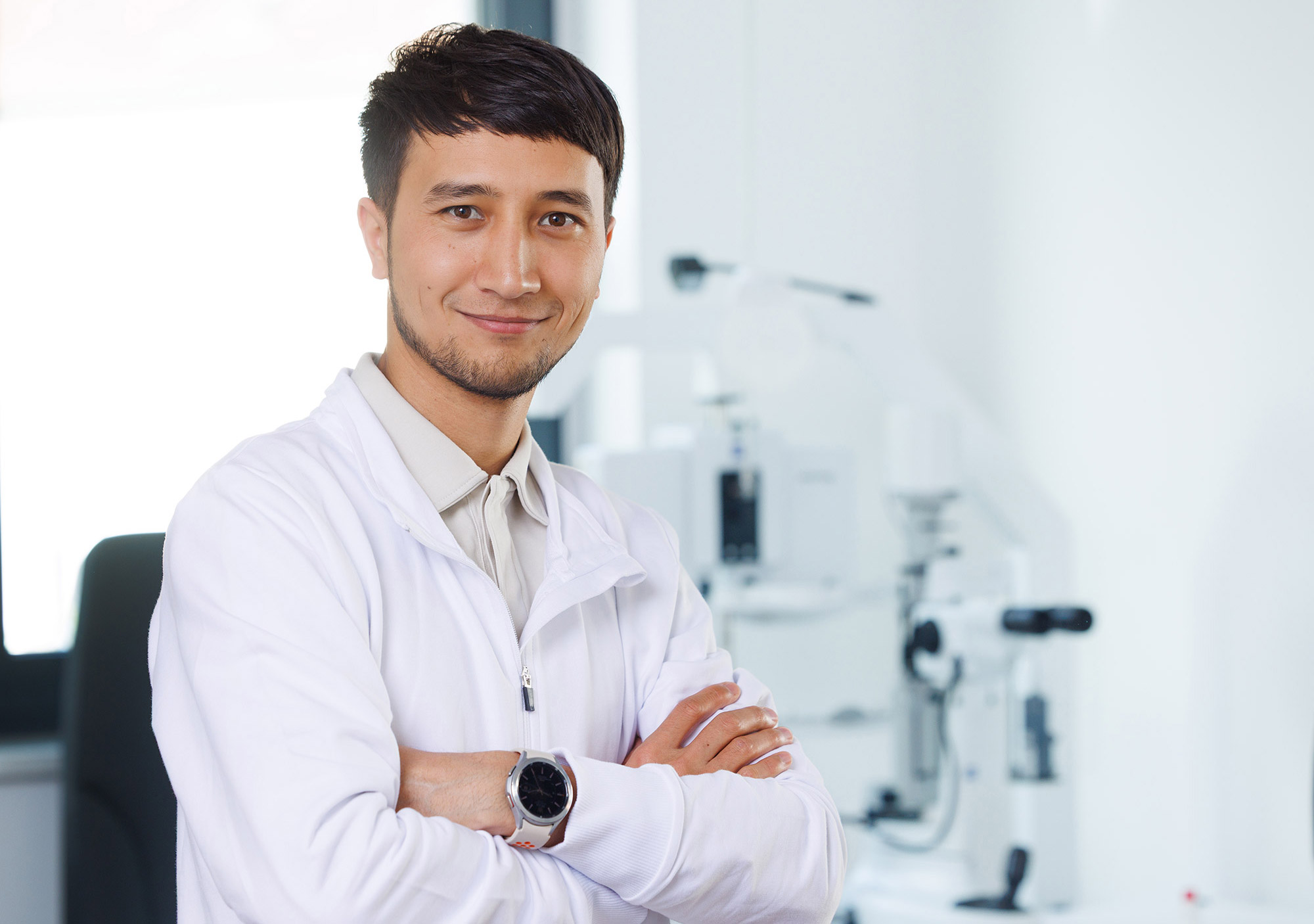 Davronbek Rakhimov, Assistenzarzt für Augenheilkunde